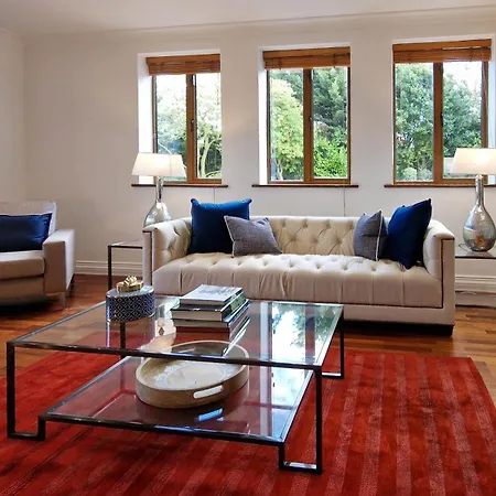 Large & Magnificent House In Landscaped Gardens